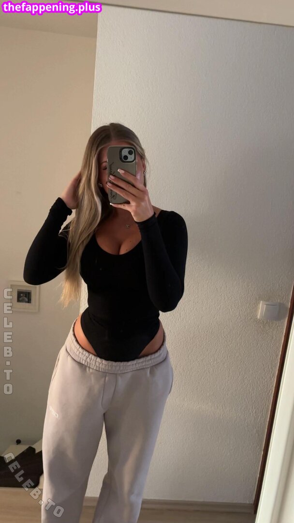 02.queenice / 18queenjce Naken OnlyFans Foto #30