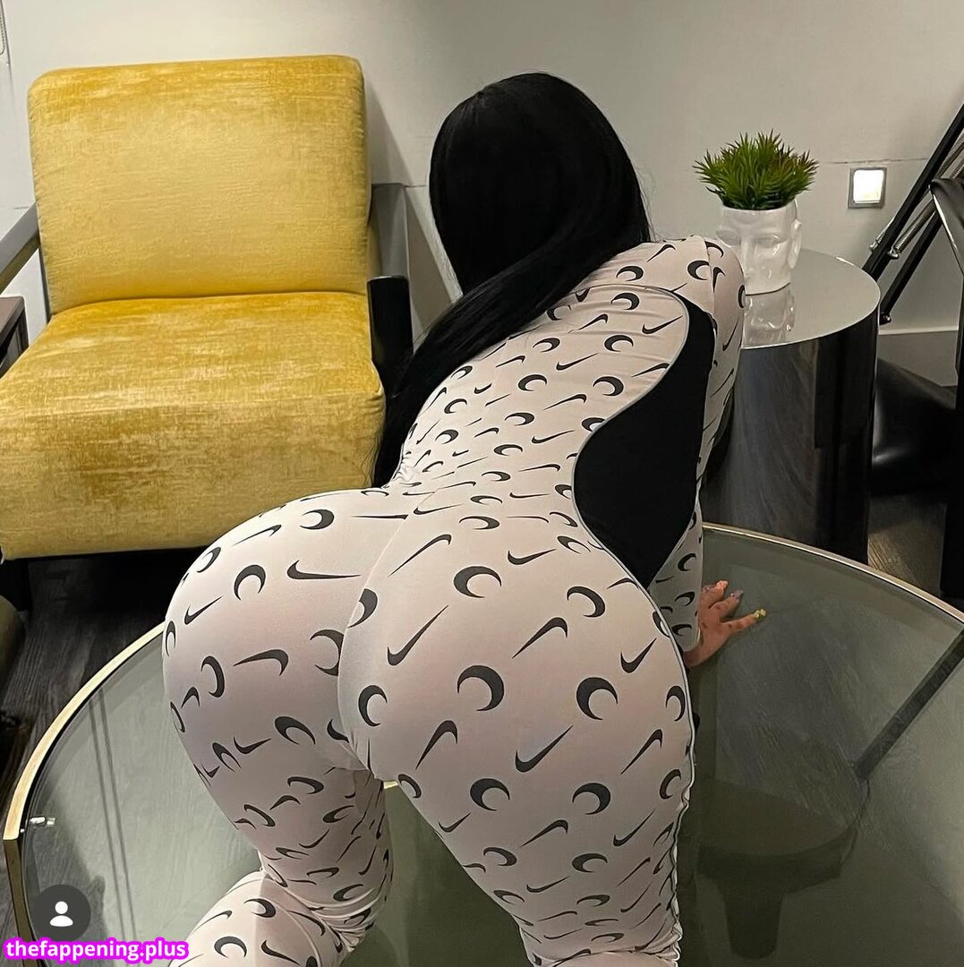 06parisrx / godssfavorite6 / https: Nude OnlyFans Photo #25