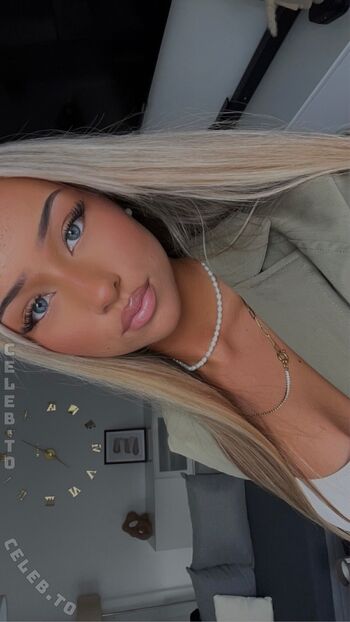 Full leaked Jyc private onlyfans photo