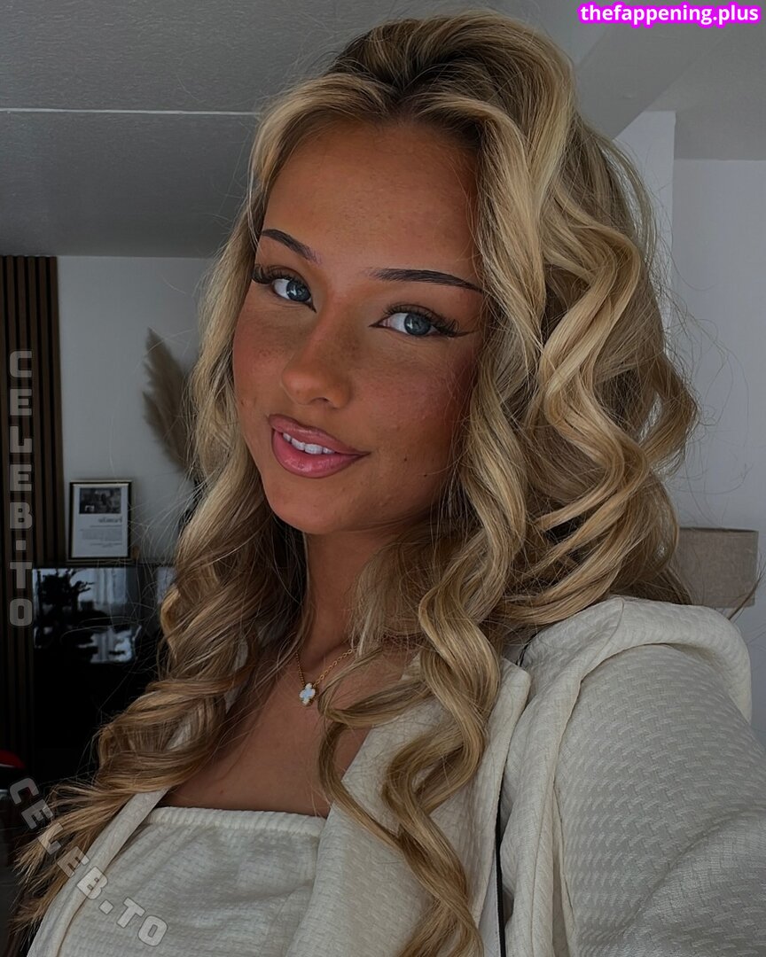 19j0yc3 Фото оголеного OnlyFans #11
