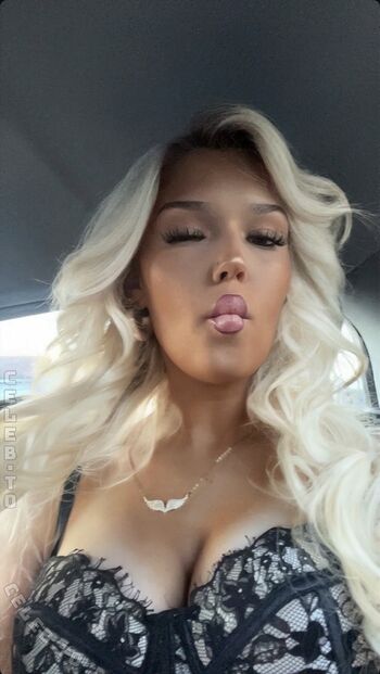 Full leaked Hanaaa private onlyfans photo