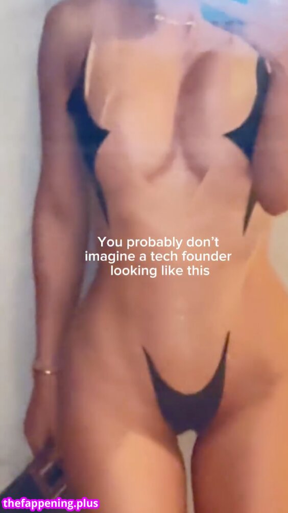 50tech50style / Valentina Naken OnlyFans Foto #4