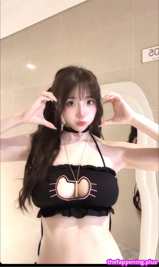 77__sunnyyy_ / 77_sunnyyy / https: Naken OnlyFans Foto #38