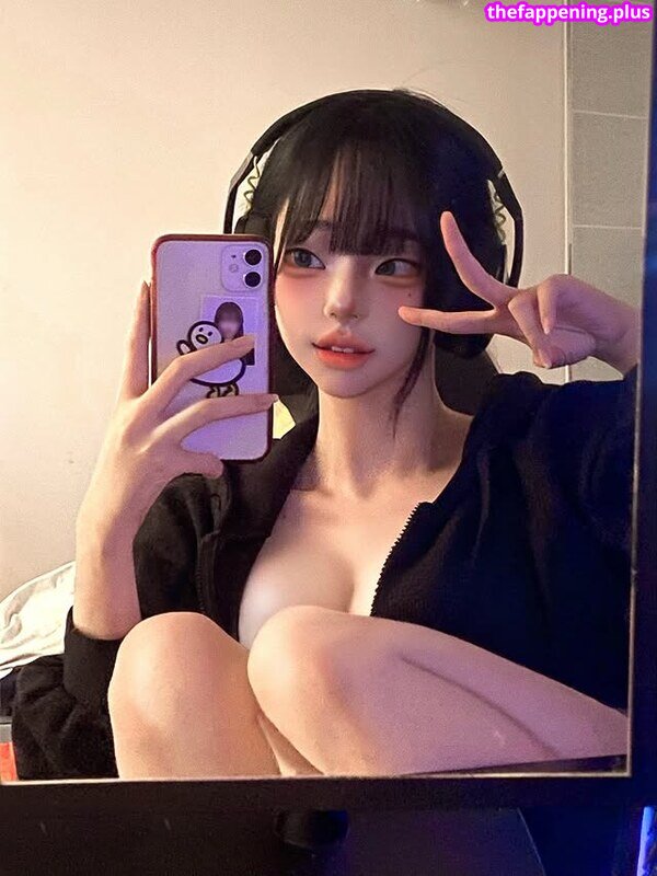 825io Foto OnlyFans Nua #21