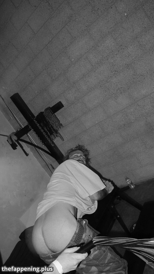 99WAREH0USE / 99WareHouse / cw / favicon.ico / https: Naakte OnlyFans Foto #16