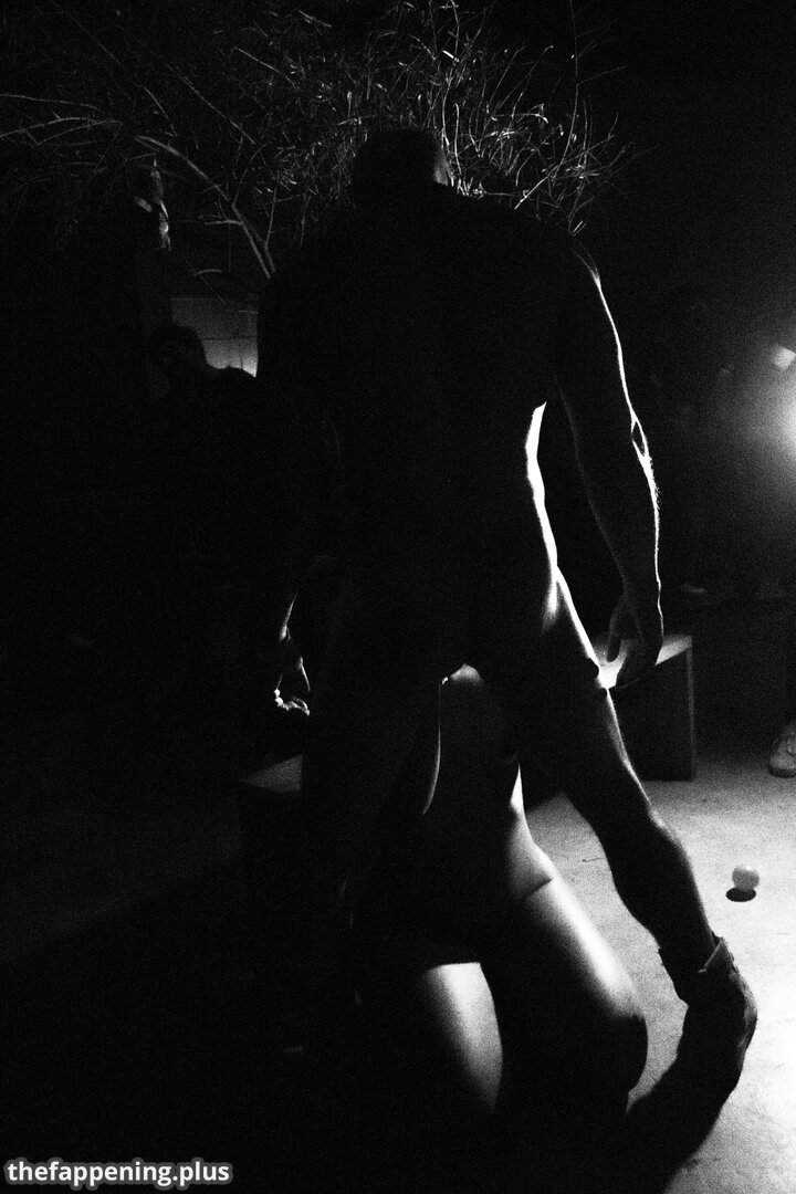 99WAREH0USE / 99WareHouse / cw / favicon.ico / https: Φωτογραφία Γυμνών OnlyFans #42