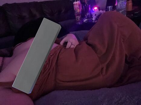 Full leaked Footinches page private onlyfans photo