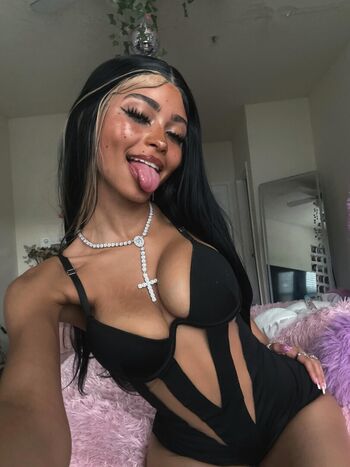 Full leaked Lyjune private onlyfans photo