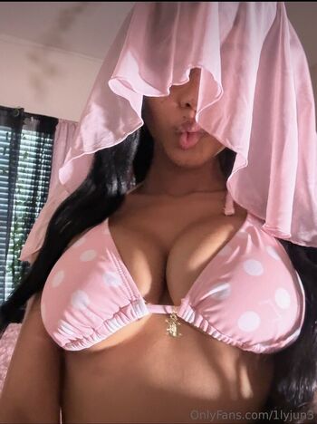 Full leaked Lyjune private onlyfans photo