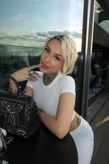 Full leaked A milii private onlyfans photo