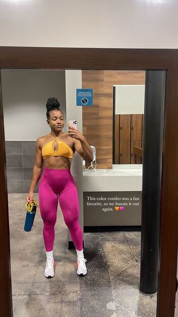 Full leaked Aaaaayevuh private onlyfans photo