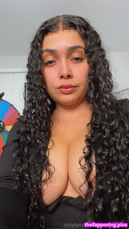 Aaliyah Hadid / aaliyahhadid / aaliyahhadidxo / itsaaliyahhadid Фото оголеного OnlyFans #284