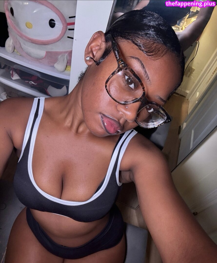 Aaliyah Monet / aaliyahhmonettt / aaliyahmonet_ / https: Naakte OnlyFans Foto #1