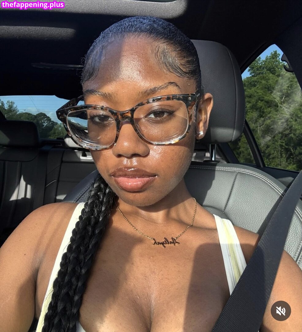 Aaliyah Monet / aaliyahhmonettt / aaliyahmonet_ / https: Naakte OnlyFans Foto #2