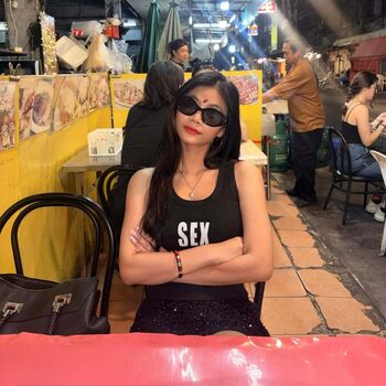 Full leaked Aaomhelloo page private onlyfans photo