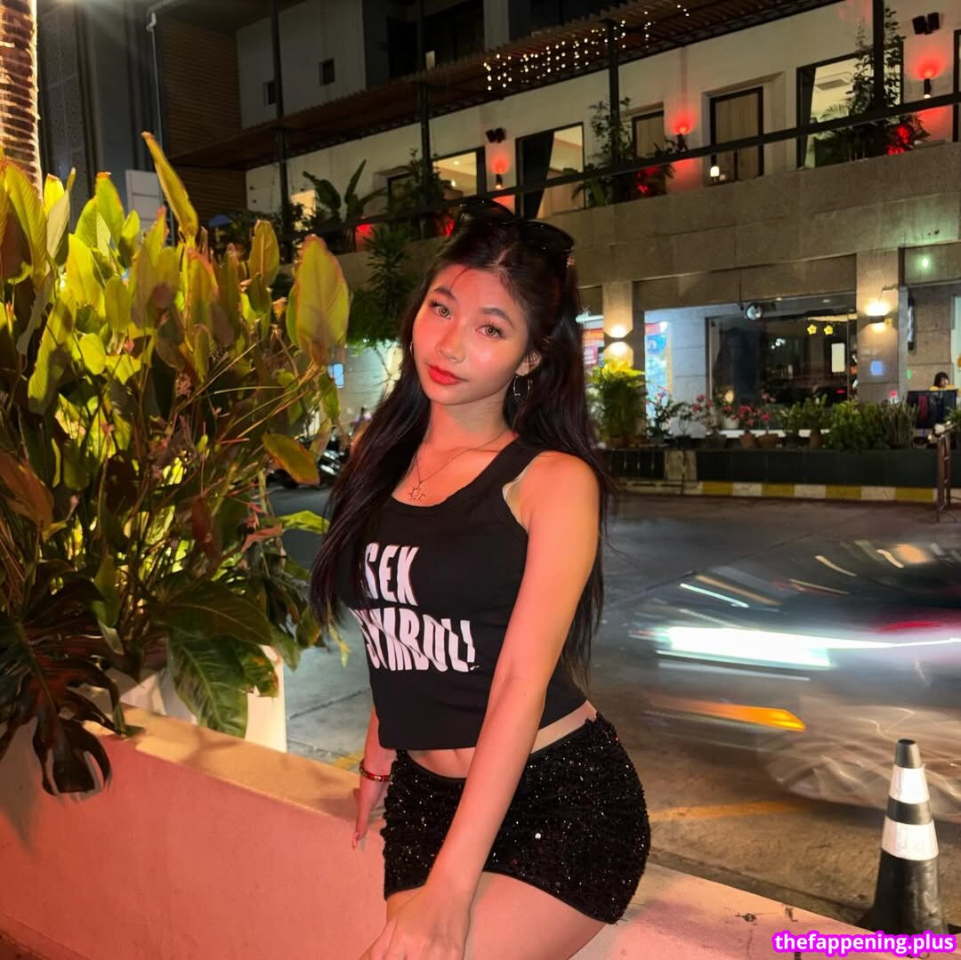 Saipetch B. / aaomhelloo Fotografie OnlyFans Dezbrăcată #188