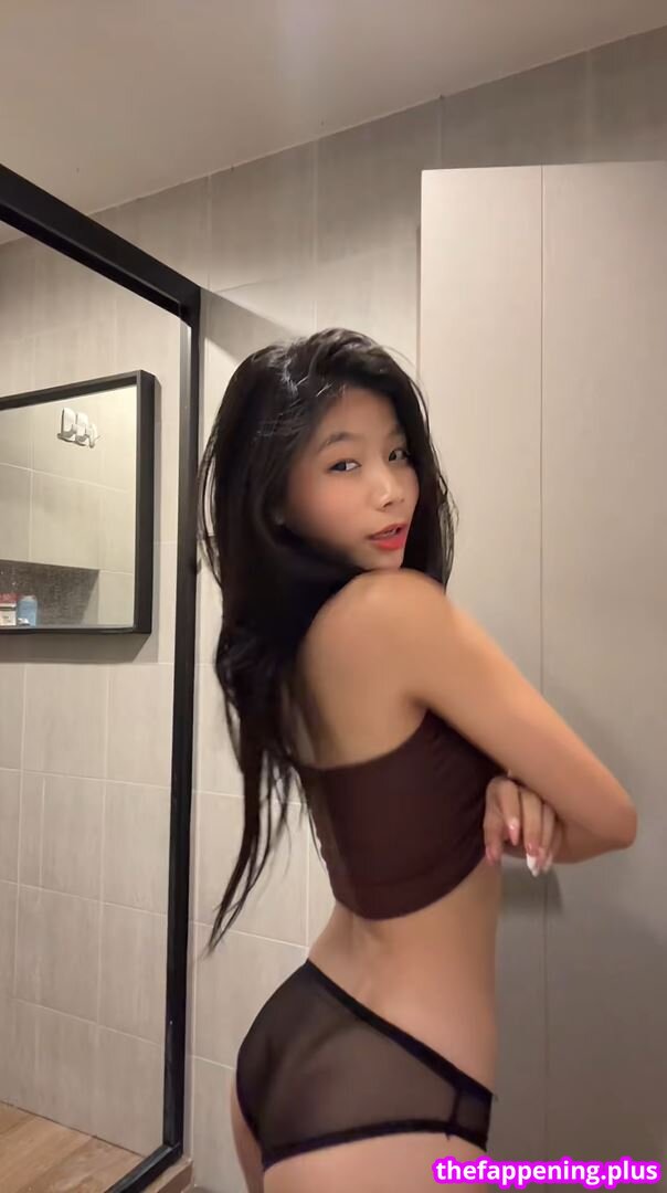 Saipetch B. / aaomhelloo Nagie OnlyFans Zdjęcie #193