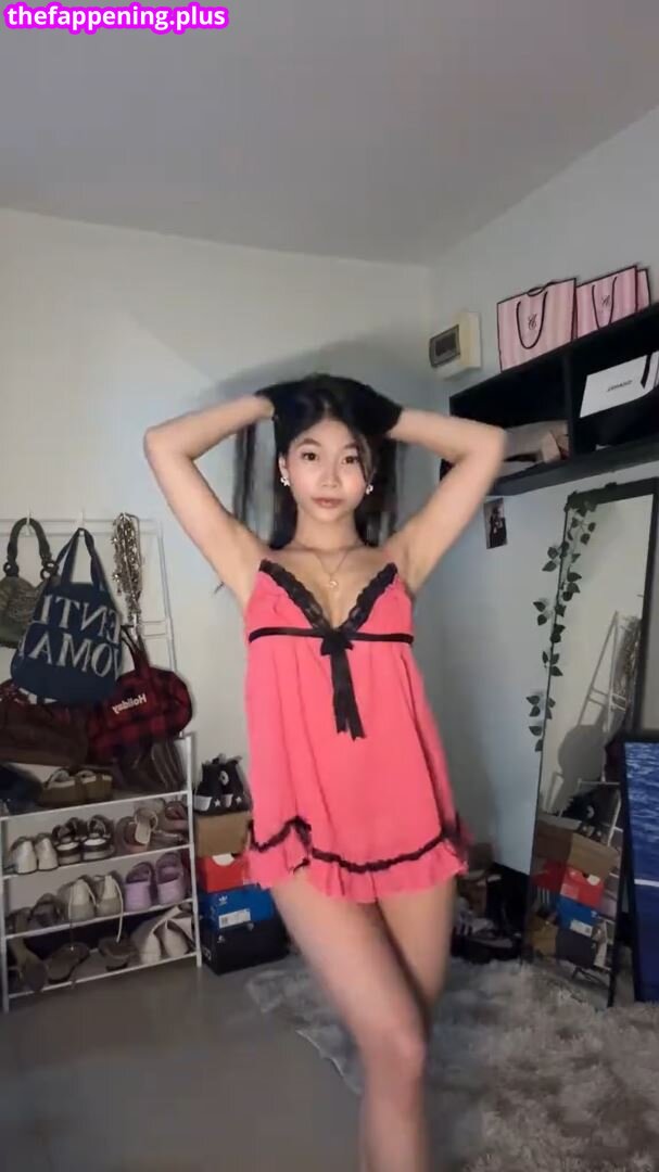 Saipetch B. / aaomhelloo Nude OnlyFans Photo #196