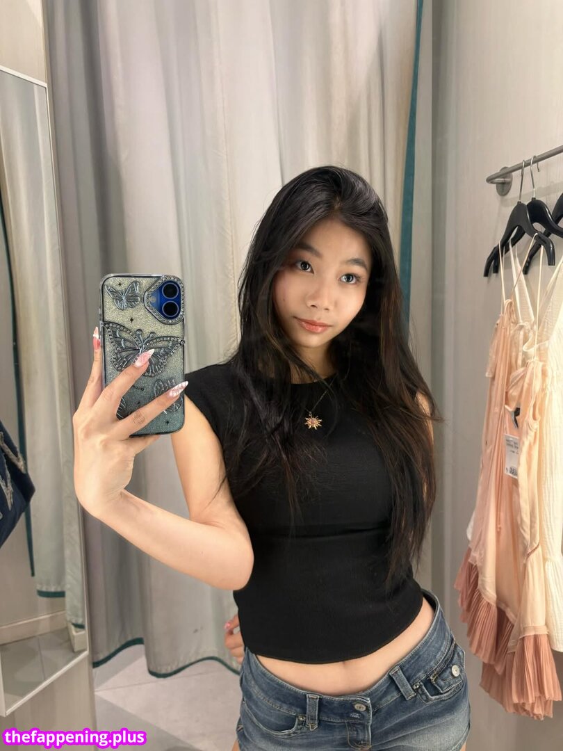 Saipetch B. / aaomhelloo Nahá OnlyFans fotografie #203