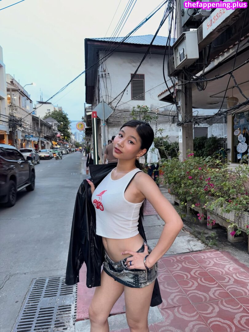 Saipetch B. / aaomhelloo Çıplak OnlyFans Fotoğrafı #227