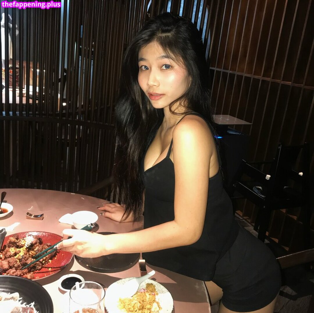Saipetch B. / aaomhelloo Photo OnlyFans Nu #321