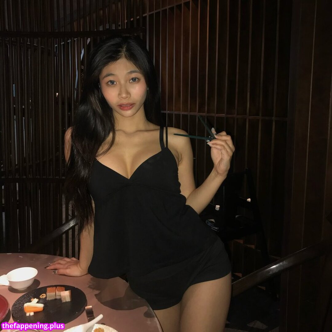 Saipetch B. / aaomhelloo Fotografie OnlyFans Dezbrăcată #326