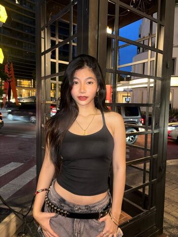 Full leaked Aaomhelloo page private onlyfans photo