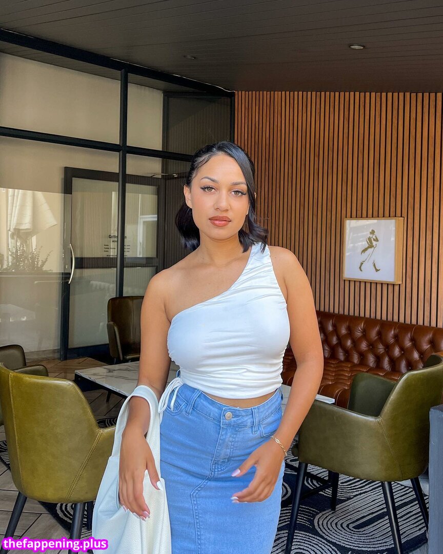Aaqeelah Essop / instagram.com Naakte OnlyFans Foto #9