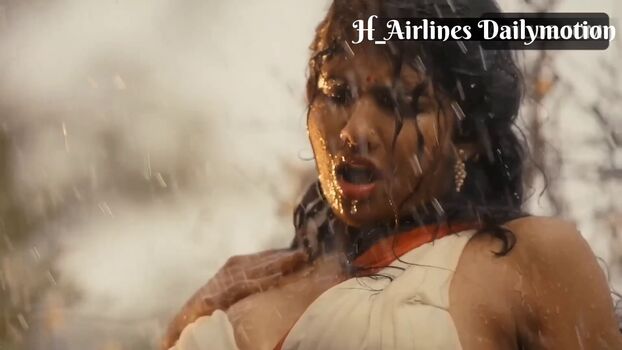 Full leaked Aaradhya devi private onlyfans photo