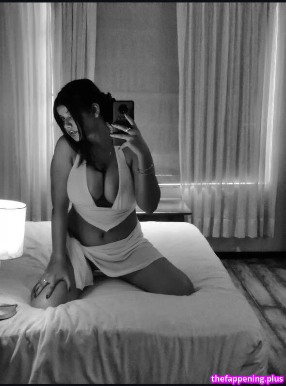 Aastha Singh / aasthaaax / voidedfiction Naken OnlyFans Foto #4