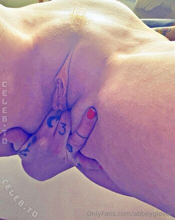 Full leaked Abbeymarieglover private onlyfans photo