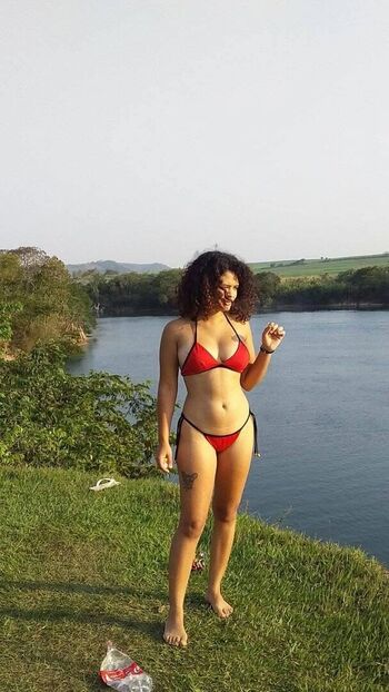 Full leaked Abeatrizmissena private onlyfans photo