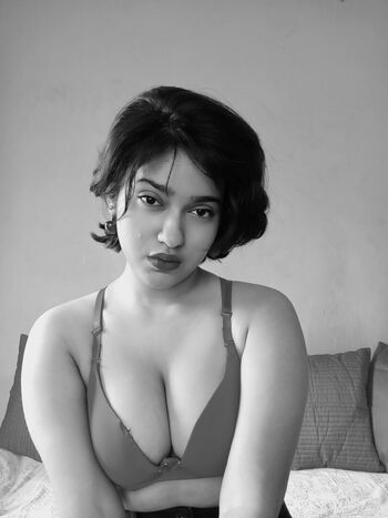 Full leaked Abhipsa karmakar private onlyfans photo