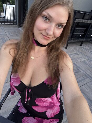 Full leaked Abigail page private onlyfans photo