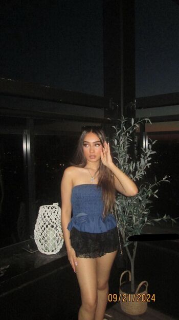 Full leaked Adeena qadir private onlyfans photo