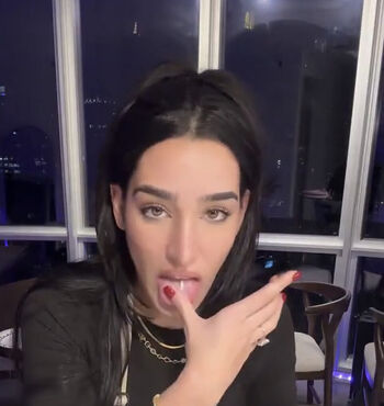 Full leaked Adolladola private onlyfans photo