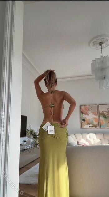Full leaked Adorable caro private onlyfans photo