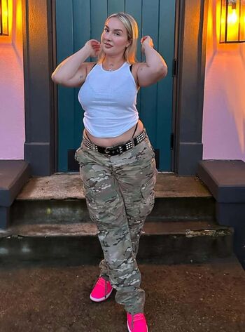 Full leaked Adrienne earthiangel private onlyfans photo
