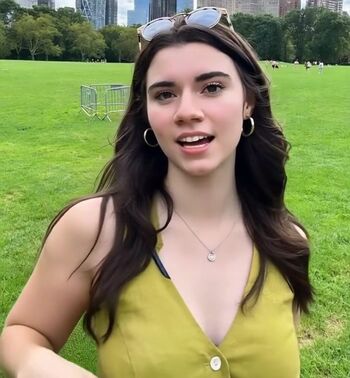 AI Generated Celebrity Nudes