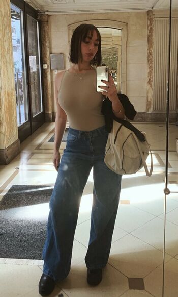 Full leaked Fehanzen/ private onlyfans photo