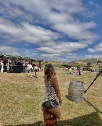 Full leaked Ainsley rolstad private onlyfans photo