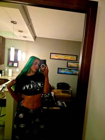 Full leaked Airica demia  page private onlyfans photo