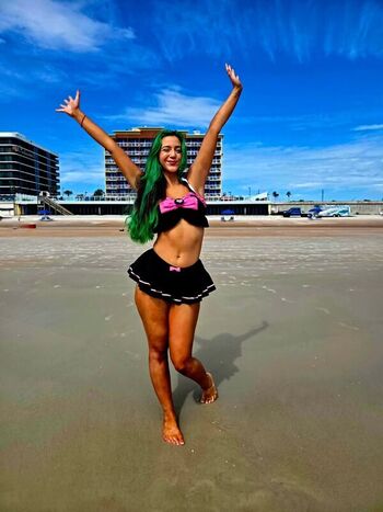 Full leaked Airica demia  page private onlyfans photo