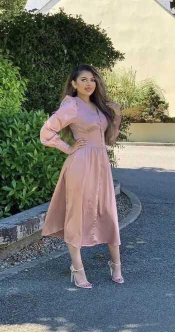 Full leaked Aisha kouser private onlyfans photo