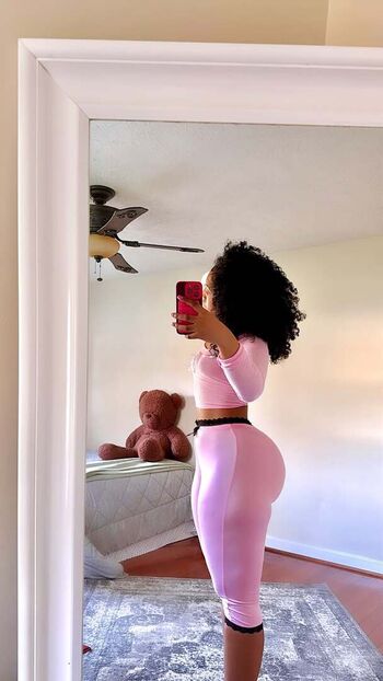 Full leaked Aishaaamarie private onlyfans photo