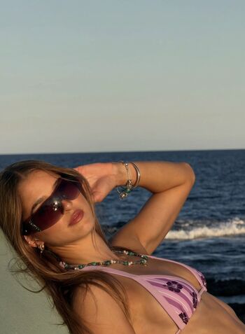 Aiva Pinches