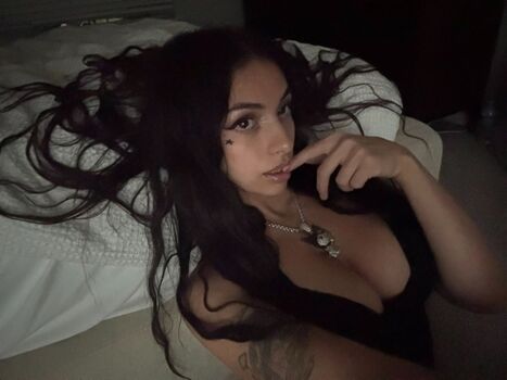 Full leaked Akirya private onlyfans photo