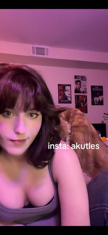 Full leaked Akutles  page private onlyfans photo