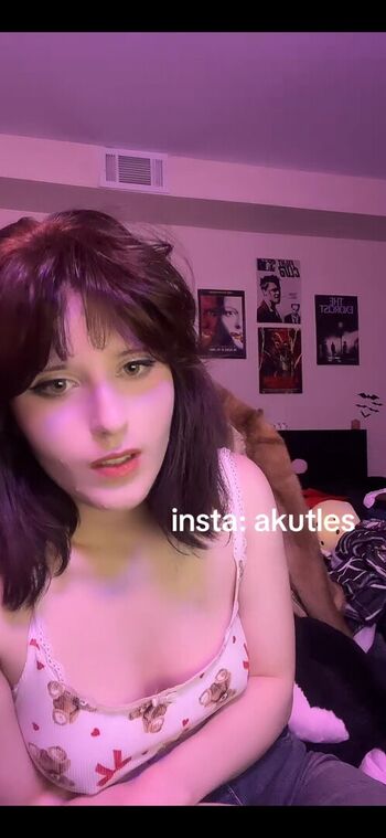 Akutles