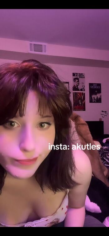 Akutles